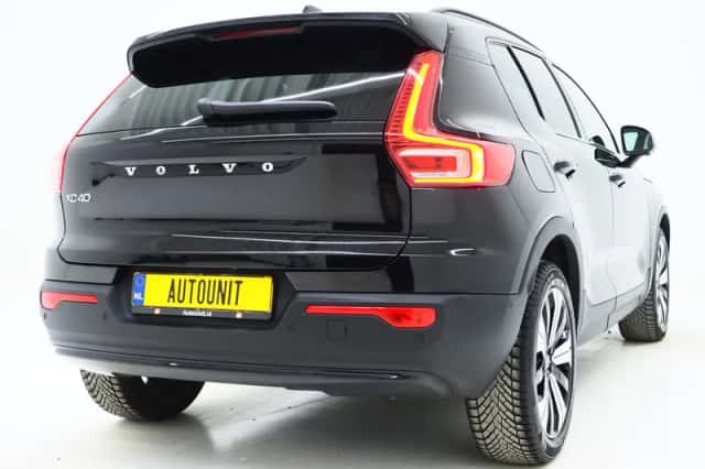 Volvo XC40 (2022) thumbnail 10
