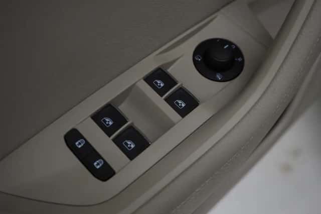 Škoda Superb (2021) thumbnail 19