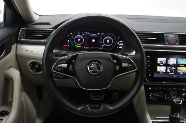 Škoda Superb (2021) thumbnail 39