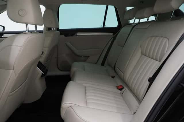 Škoda Superb (2021) thumbnail 40