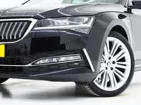 Škoda Superb (2021) thumbnail 6