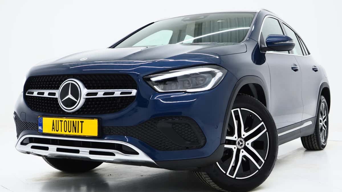 Mercedes-Benz GLA (2021) — foto 1