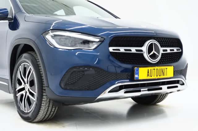 Mercedes-Benz GLA (2021) thumbnail 12