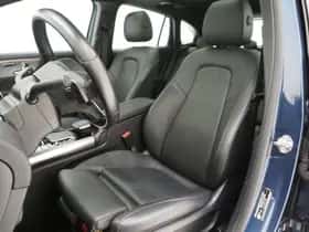 Mercedes-Benz GLA (2021) thumbnail 4