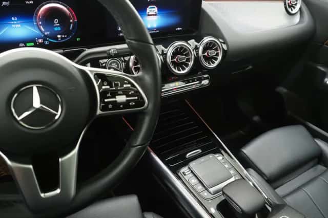 Mercedes-Benz GLA (2021) thumbnail 33