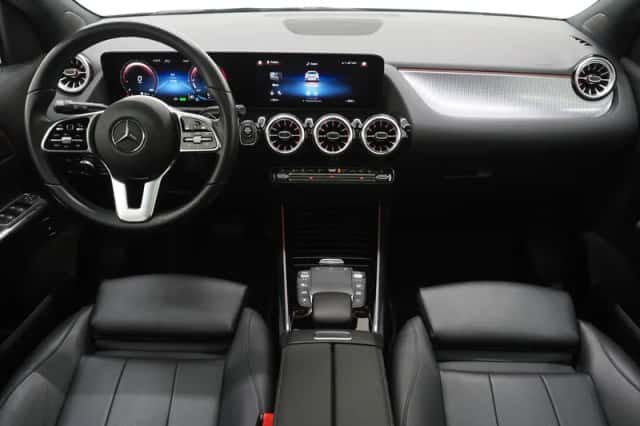 Mercedes-Benz GLA (2021) thumbnail 5