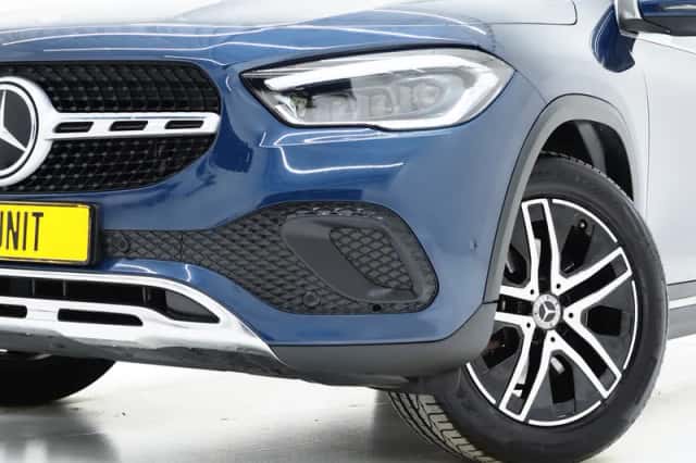 Mercedes-Benz GLA (2021) thumbnail 6