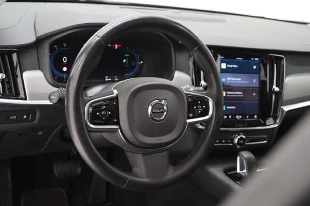 Volvo V90 (2023) thumbnail 19