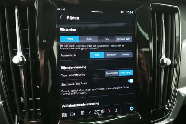 Volvo V90 (2023) thumbnail 33
