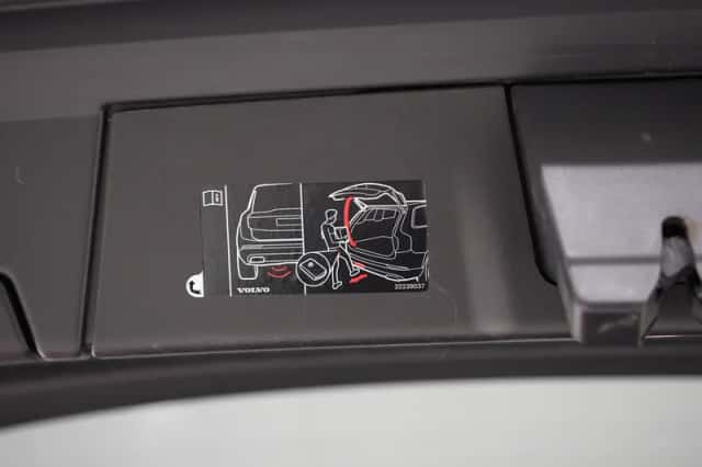 Volvo V90 (2023) thumbnail 44