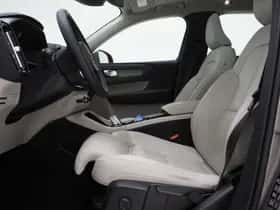 Volvo XC40 (2020) thumbnail 18