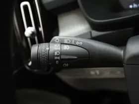 Volvo XC40 (2020) thumbnail 22