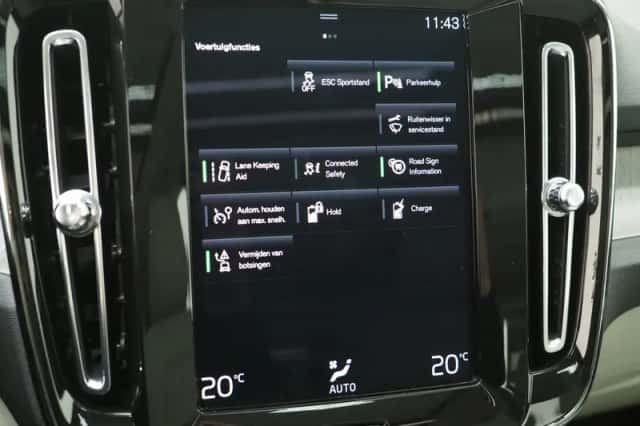 Volvo XC40 (2020) thumbnail 30