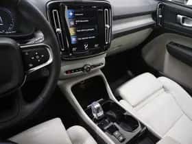 Volvo XC40 (2020) thumbnail 32