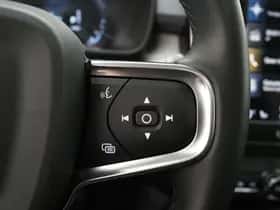 Volvo XC40 thumbnail 25