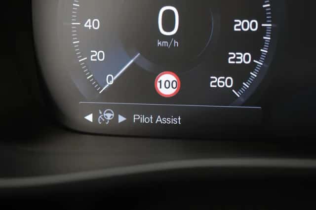 Volvo XC40 (2021) thumbnail 29