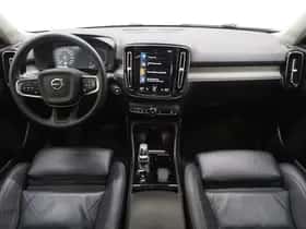 Volvo XC40 thumbnail 5
