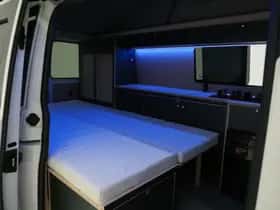 Volkswagen California (2020) thumbnail 57