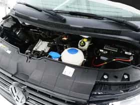 Volkswagen California (2020) thumbnail 10