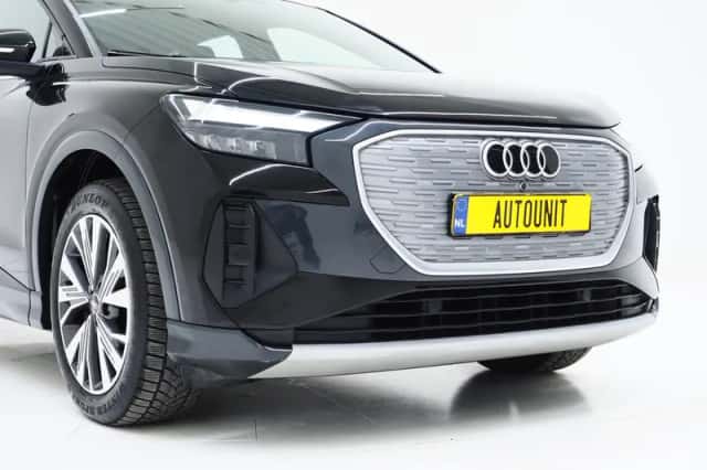 Audi Q4 e-tron (2022) thumbnail 12