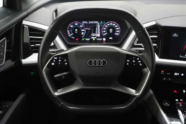 Audi Q4 e-tron (2022) thumbnail 35