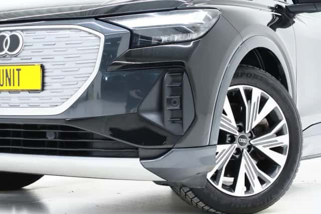 Audi Q4 e-tron (2022) thumbnail 6
