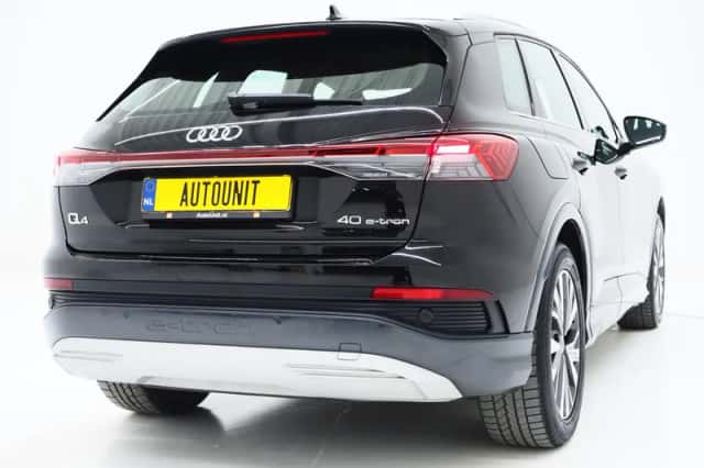 Audi Q4 e-tron (2022) thumbnail 9