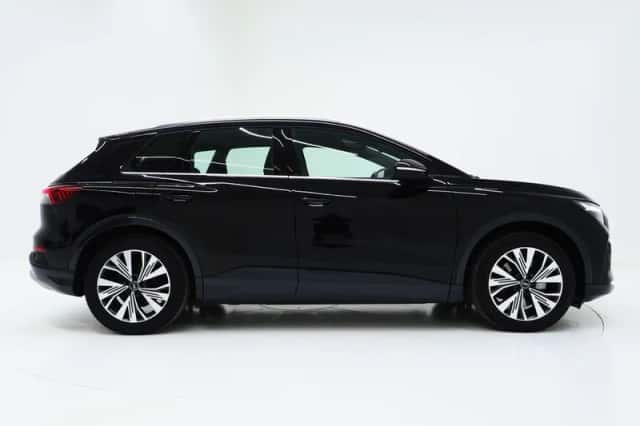 Audi Q4 e-tron (2022) thumbnail 10
