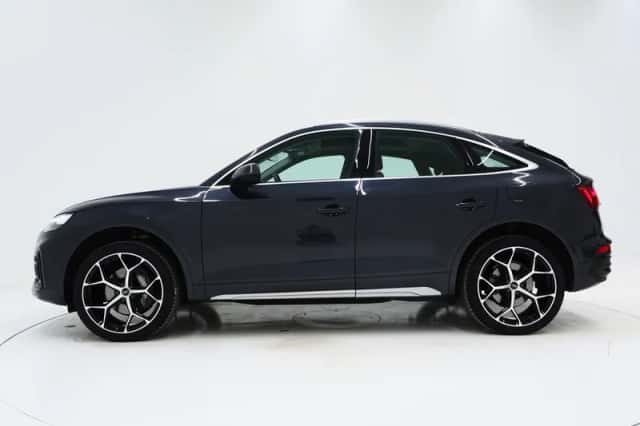 Audi Q5 (2021) thumbnail 2