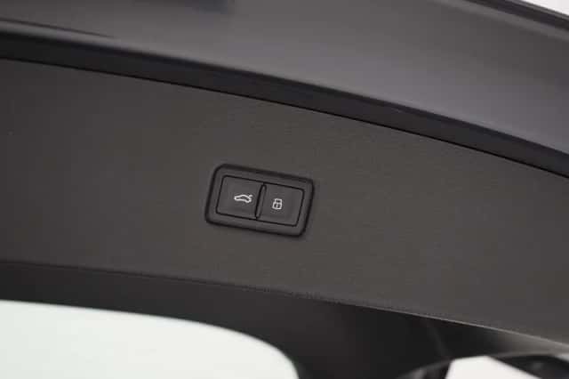 Audi Q5 (2021) thumbnail 38