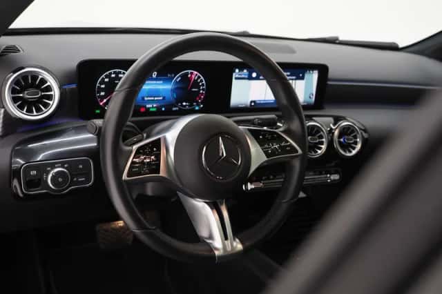 Mercedes-Benz A-Klasse (2023) thumbnail 17