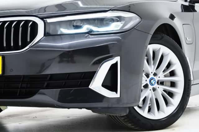 BMW 5-Serie (2022) thumbnail 6