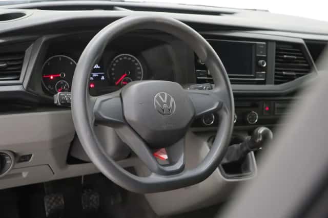 Volkswagen California (2022) thumbnail 28