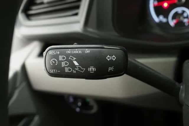 Volkswagen California (2022) thumbnail 32
