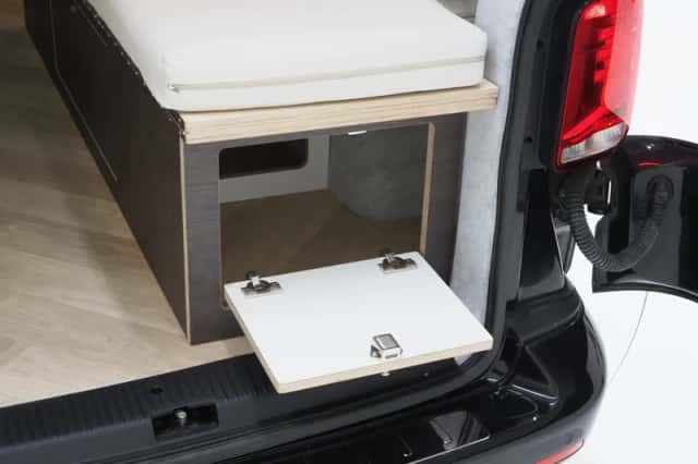 Volkswagen California (2022) thumbnail 57