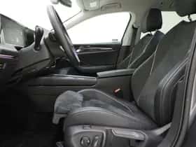 Volkswagen Passat (2025) thumbnail 16