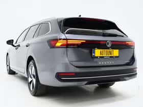 Volkswagen Passat (2025) thumbnail 3