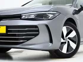 Volkswagen Passat (2025) thumbnail 6