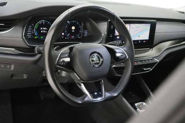 Škoda Octavia (2020) thumbnail 18