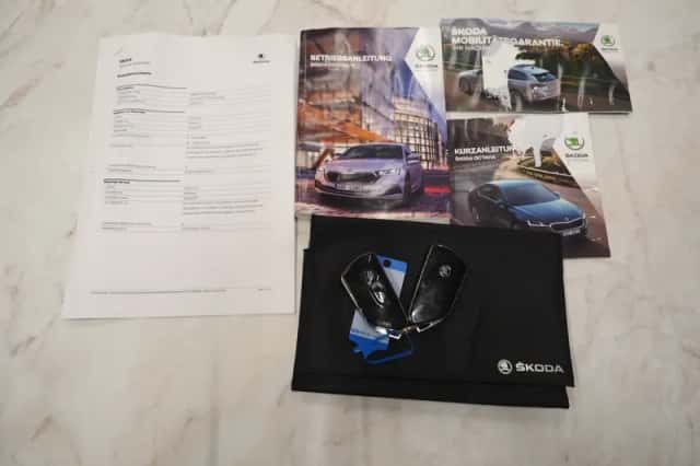 Škoda Octavia (2020) thumbnail 8