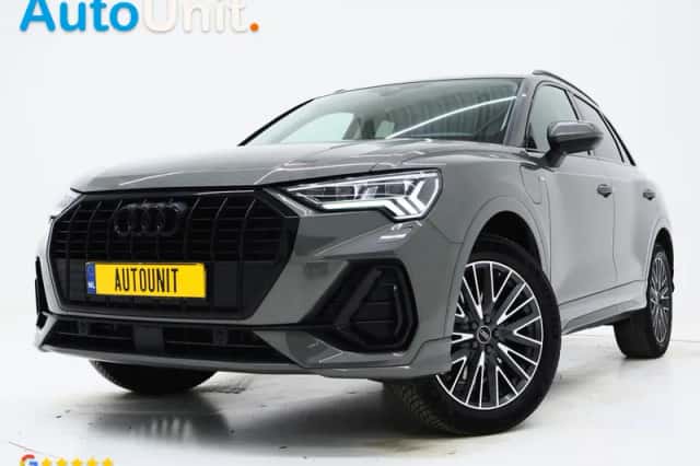 Audi Q3 (2021) thumbnail 1