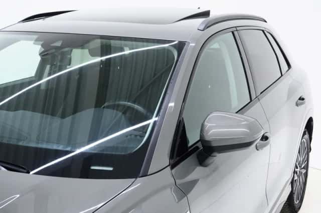 Audi Q3 (2021) thumbnail 13