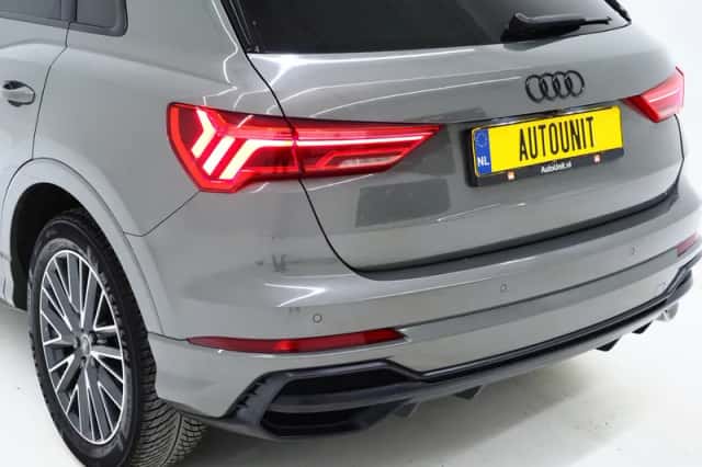 Audi Q3 (2021) thumbnail 14