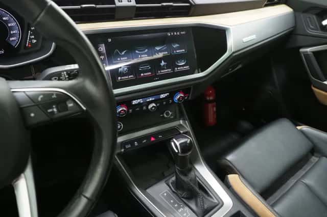 Audi Q3 (2021) thumbnail 41