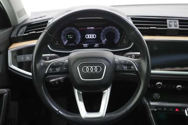 Audi Q3 (2021) thumbnail 42