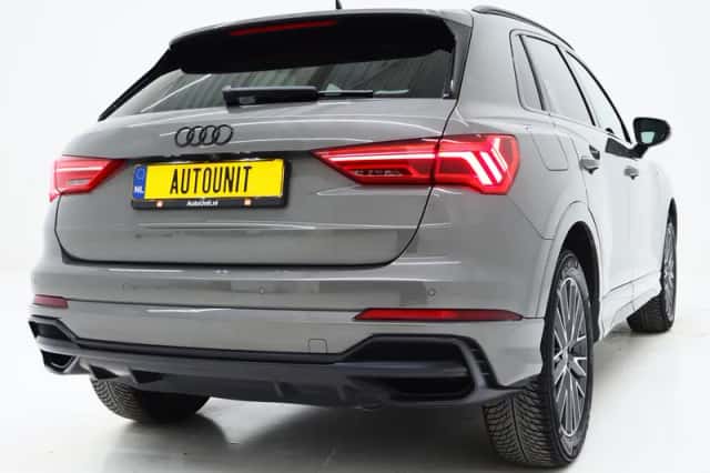 Audi Q3 (2021) thumbnail 9
