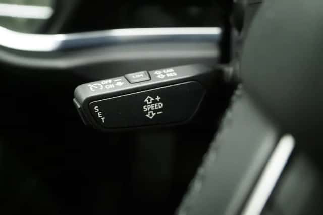 Audi Q3 (2021) thumbnail 19