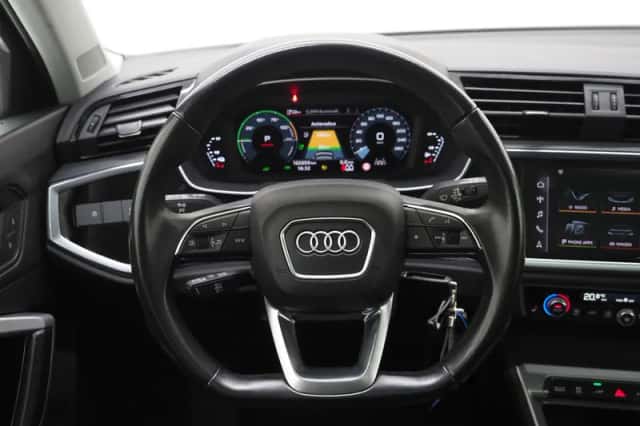 Audi Q3 (2021) thumbnail 33