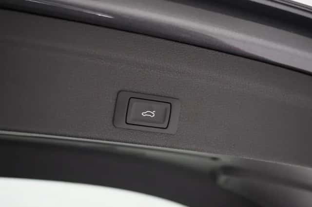 Audi Q3 (2021) thumbnail 37
