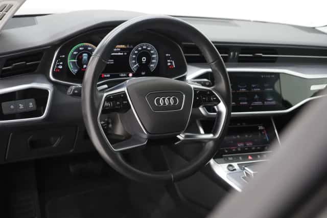 Audi A6 (2022) thumbnail 18